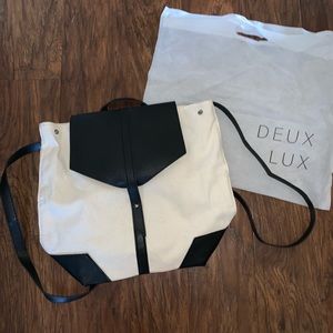 Canvases Back Pack